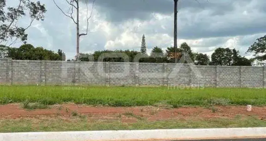 Terreno à venda na Avenida Francisco Falvo, 876, Residencial Samambaia, São Carlos