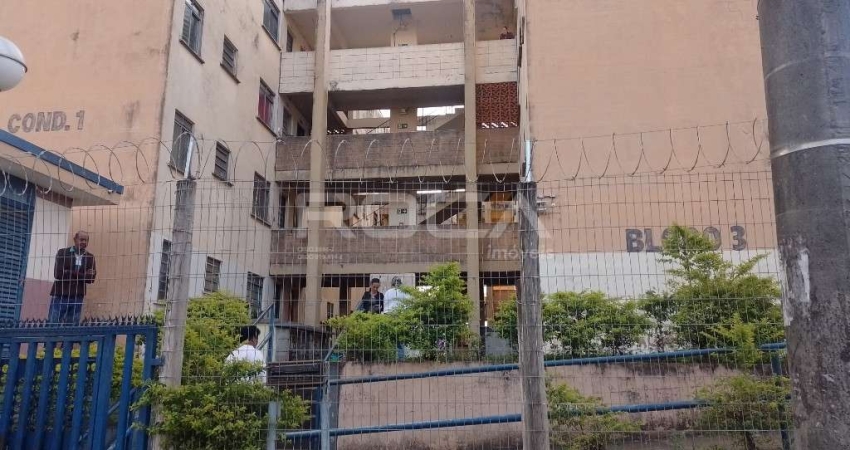 Venda de Apartamentos / Padrão na cidade de São Carlos