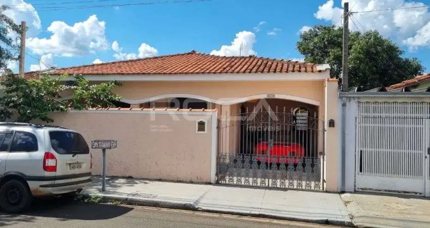 Casa à venda no bairro Jardim Paulista em São Carlos: 03 dormitórios e edícula