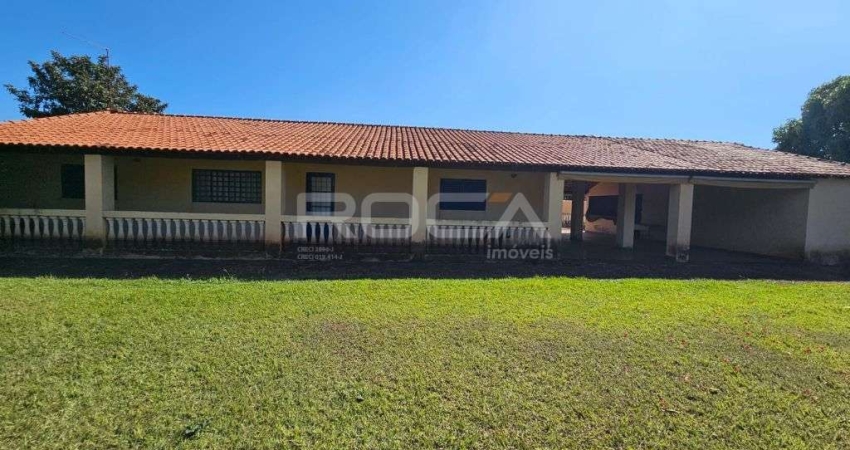 Chácara à venda em São Carlos: 3 dormitórios, piscina e churrasqueira