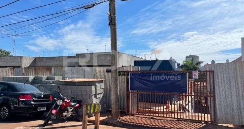 Apartamento Padrão com 2 dormitórios à venda no Centro de São Carlos