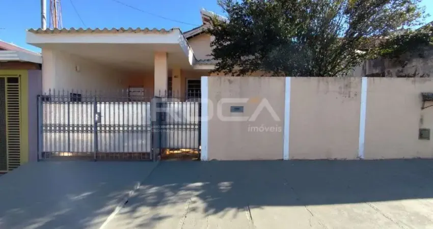 Casa à venda e locação no Jardim Beatriz, São Carlos - 2 dormitórios e garagem coberta!