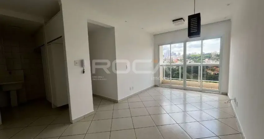 Apartamento de 2 dormitórios com suíte e armários no jardim alvorada