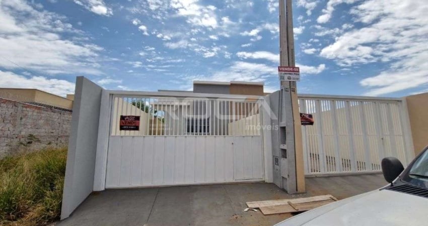 Casa padrão à venda no Parque Industrial, São Carlos - 2 dormitórios, 2 garagens