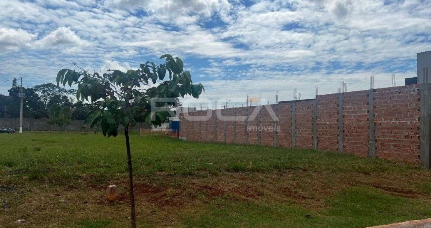 Terreno à venda no Condomínio Recanto do Sabiá em São Carlos