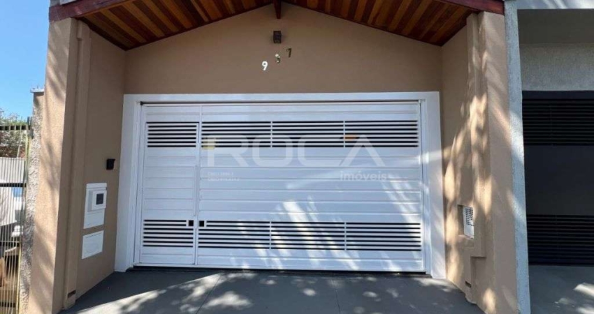 Casa à venda no Jardim Bandeirantes, São Carlos - 2 dormitórios, suíte, garagem coberta