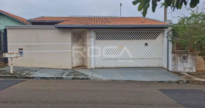 Casa padrão à venda em Zavaglia, São Carlos - 2 dormitórios e 2 garagens cobertas!