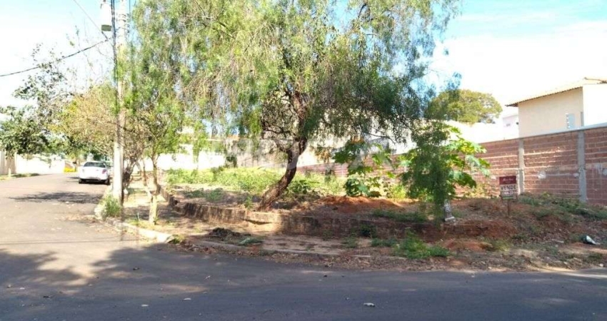Excelente Terreno Residencial à Venda em Planalto Paraíso, São Carlos
