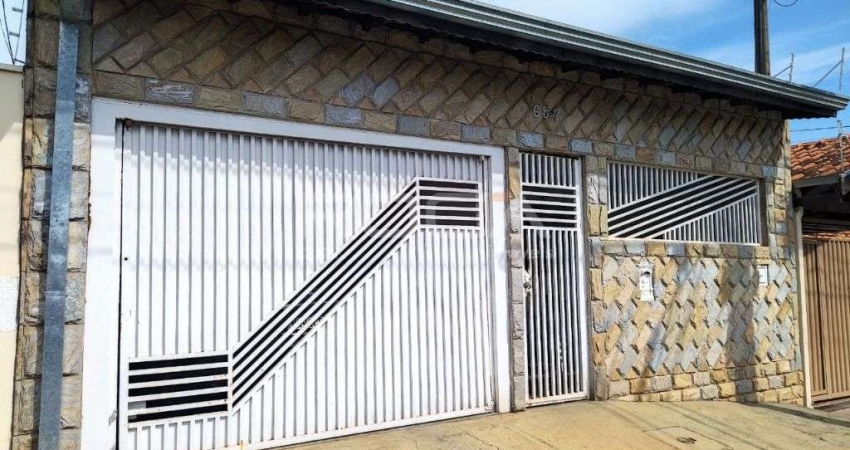 Casa padrão à venda no bairro Douradinho em São Carlos