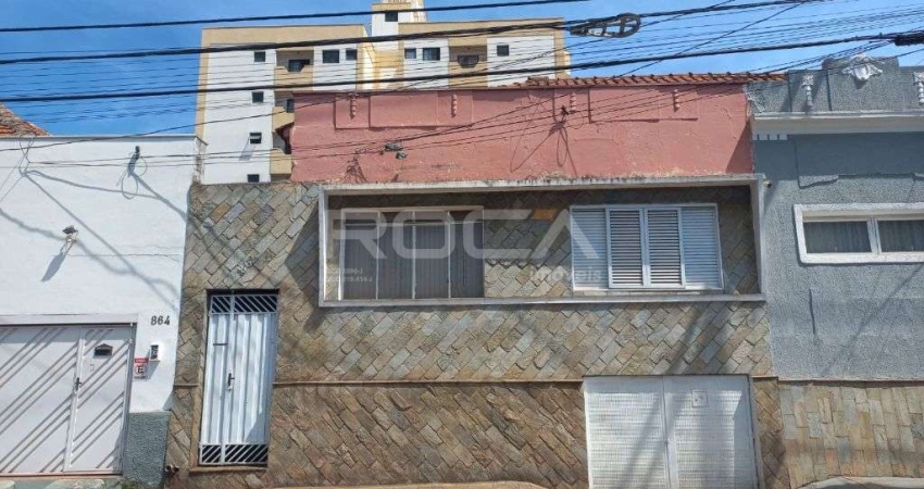 Casa padrão à venda na Vila Prado, São Carlos | 3 dormitórios, 6 garagens