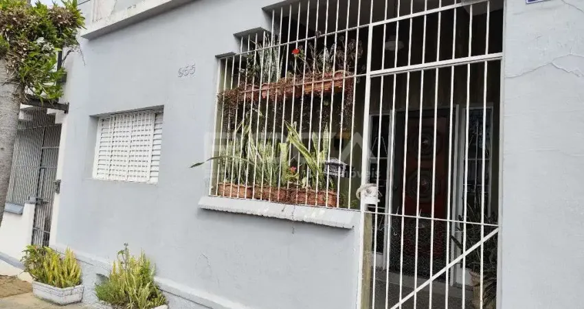 Aluguel de Casa Padrão com 3 Dormitórios na Vila Monteiro, São Carlos