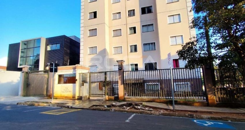 Aluguel de Apartamento Padrão com 2 Dormitórios no CENTRO de São Carlos