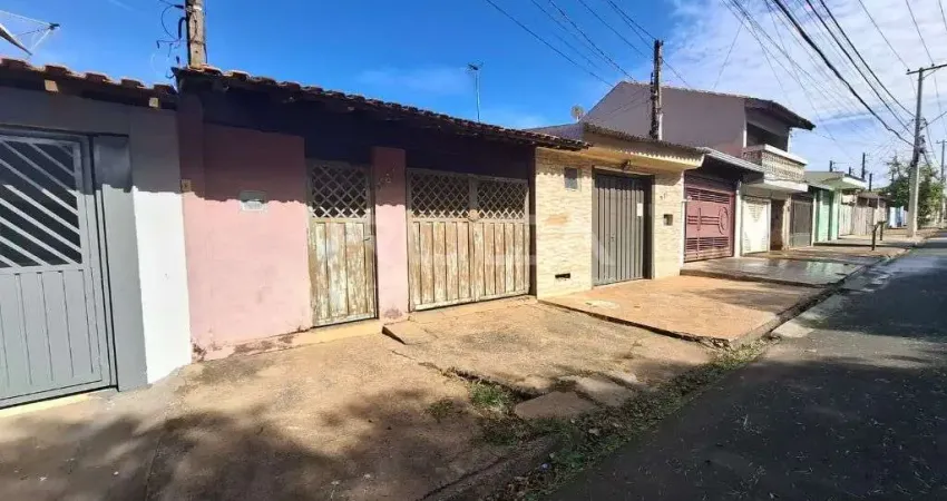 Casa à venda no Parque Sisi em São Carlos - 3 dormitórios com churrasqueira