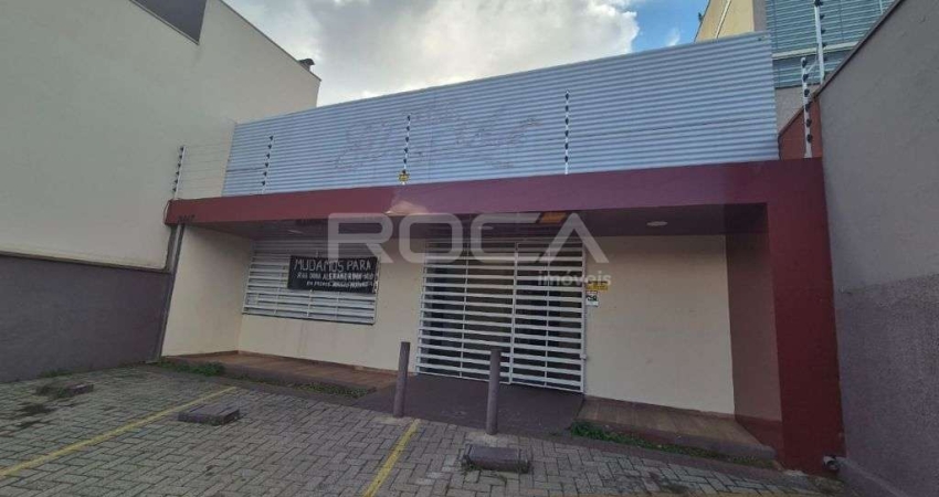 Casa de Alto Padrão à Venda no Centro de São Carlos - 3 cozinhas, 7 copas, 1 escritório