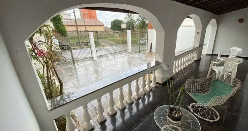 Casa Padrão com 3 Dormitórios na Vila Monteiro Gleba I em São Carlos
