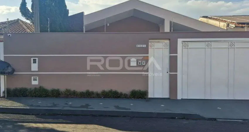 Casa padrão à venda na Vila Deriggi, São Carlos - 2 dormitórios, suíte, 3 garagens cobertas.