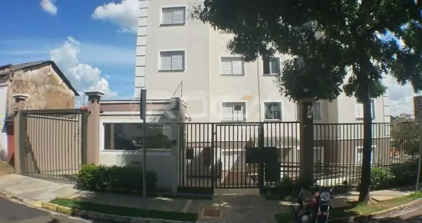 Apartamento de 2 dormitórios com armários e garagem no centro, são carlos