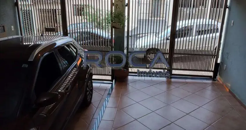 Casa Padrão à Venda no Jardim Medeiros, São Carlos - 3 Dormitórios e Suíte