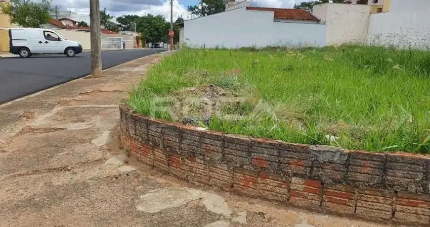 Venda de Terreno / Padrão na cidade de São Carlos