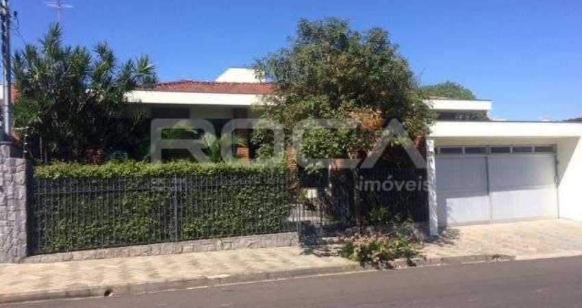 Casa de alto padrão com piscina aquecida e jacuzzi no Centro de São Carlos