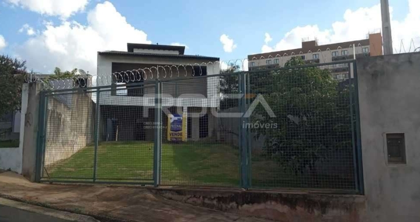 Casa Padrão à venda em Jardim Paraíso, São Carlos - 3 dormitórios e suíte