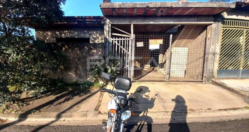 Casa padrão à venda com 3 dormitórios no bairro Douradinho, São Carlos