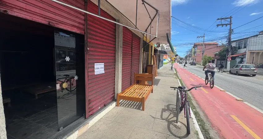 alugo loja térrea no coração de macaé, na Teixeira de Gouvea centro