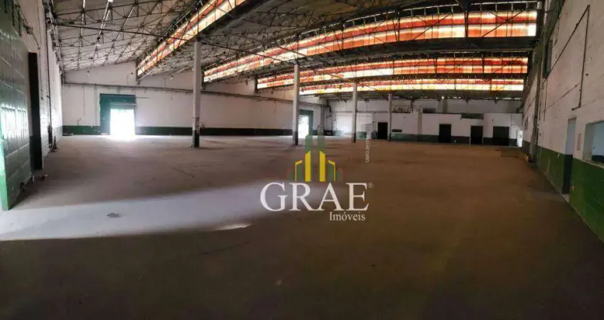 Galpão com localização privilegiada !! Ao lado da rodovia castelo branco, vizinho a rede tv !! Toda a estrutura a pronto uso !! Com duas frentes