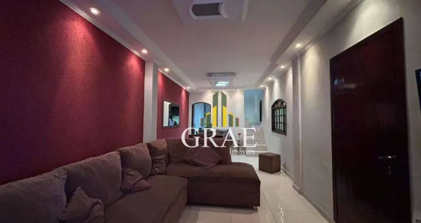 Sobrado de 213m², 4 dormitórios, 1 suíte, 2 vagas, a cenda no Bairro Assunção - São Bernardo do Campo.