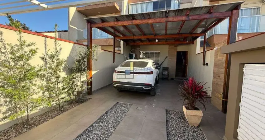 Sobrado geminado com 160m², 2 suítes no bairro gravatá navegantes.