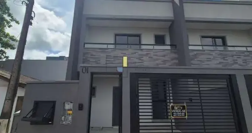 CASA GEMINADA 1 SUÍTE + 2 DORM. 104 M², NO GRAVATÁ, NAVEGANTES SC.