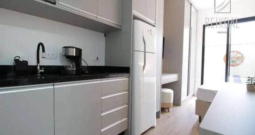 Apartamento com 1 dormitório para alugar, 29 m² por R$ 3.690,00/mês - Portão - Curitiba/PR