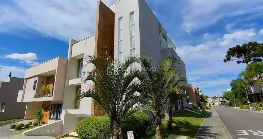 Casa em condomínio fechado com 4 quartos à venda na Rua Maria Luiza Bazzani Natal, 381, Uberaba, Curitiba