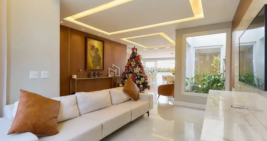 Casa em condomínio fechado com 3 quartos à venda na Rua Maria Luiza Bazzani Natal, 381, Uberaba, Curitiba