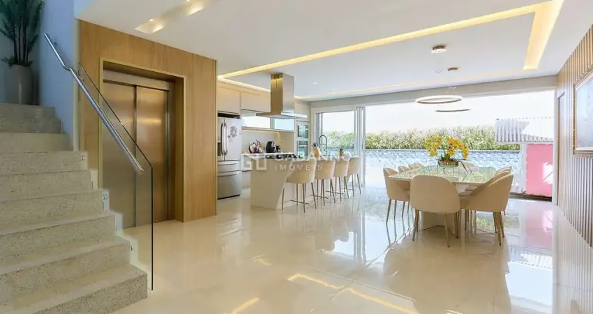 Casa em condomínio fechado com 3 quartos à venda na Rua Maria Luiza Bazzani Natal, 381, Uberaba, Curitiba