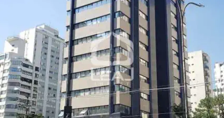Conjunto comercial de 30m² com 1 vaga de garagem à venda , Santo Amaro, São Paulo, SP. Ótima oportu