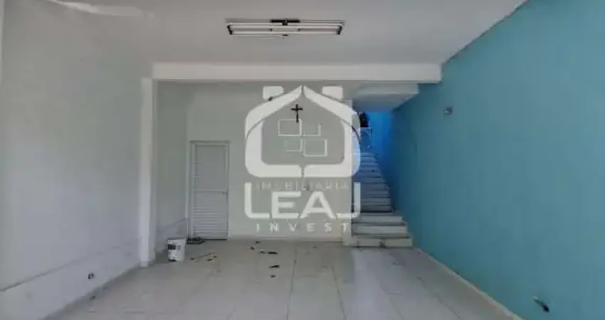 Sobrado para locação com 3 dormitórios e 2 vagas garagem no parque regina