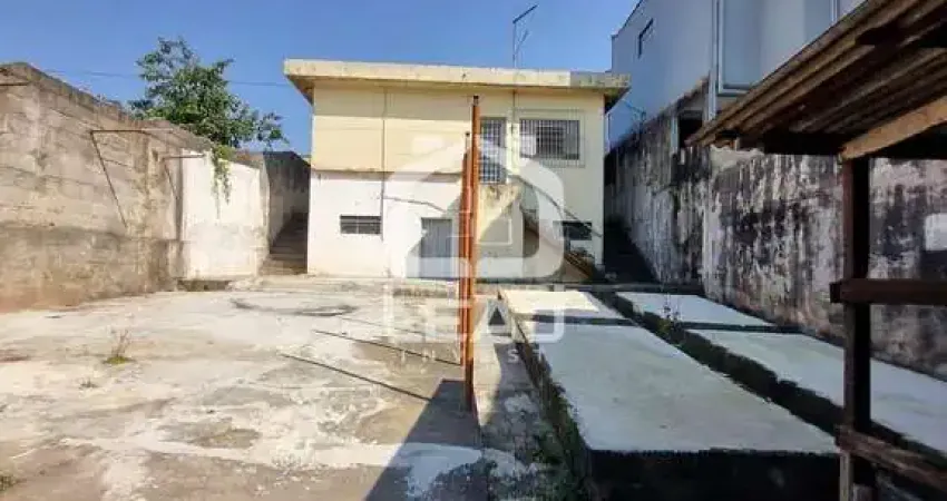 Casa para Venda em Jardim Santo Eduardo, 300m², 2 Dormitórios, 4 Vagas, R$ 990.000,00, São Paulo, S