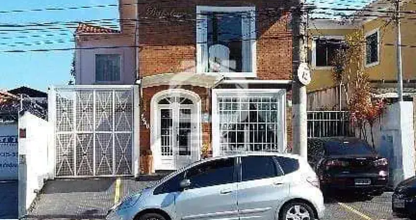 Sobrado com 4 dormitórios , 7 vagas de garagem à venda ou locação, 180 m² por R$ 4.500.000,00 - Moe
