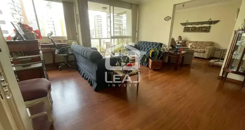 Apartamento à venda de 142m² em Moema com 4 quartos sendo 1 suite e 2 vagas de garagem