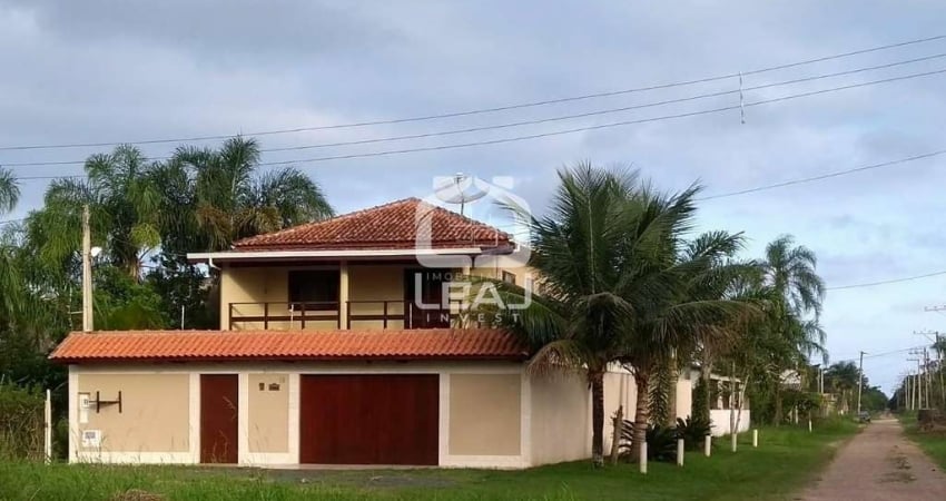 Casa com 4 dormitórios à venda, 258 m² por R$ 450,000,00 - Balneário Adriana - Ilha Comprida/SP