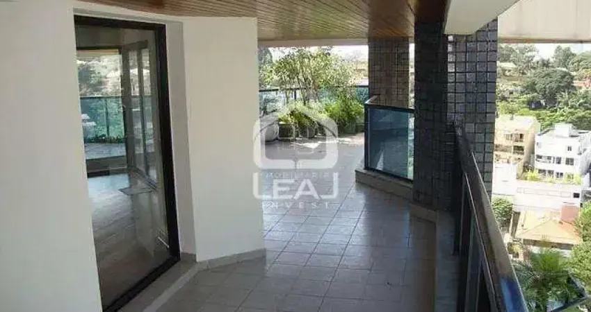 Apartamento à venda 428 m² com 4 dormitórios, sendo 4 suítes, 5 vagas garagem, lareira, churrasquei