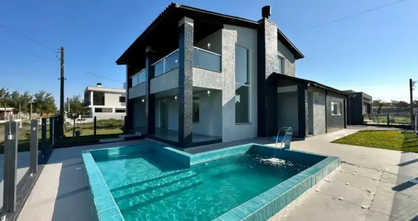 Casa com 3 quartos à venda na Rua Andira, 56, Zona Norte, Capão da Canoa