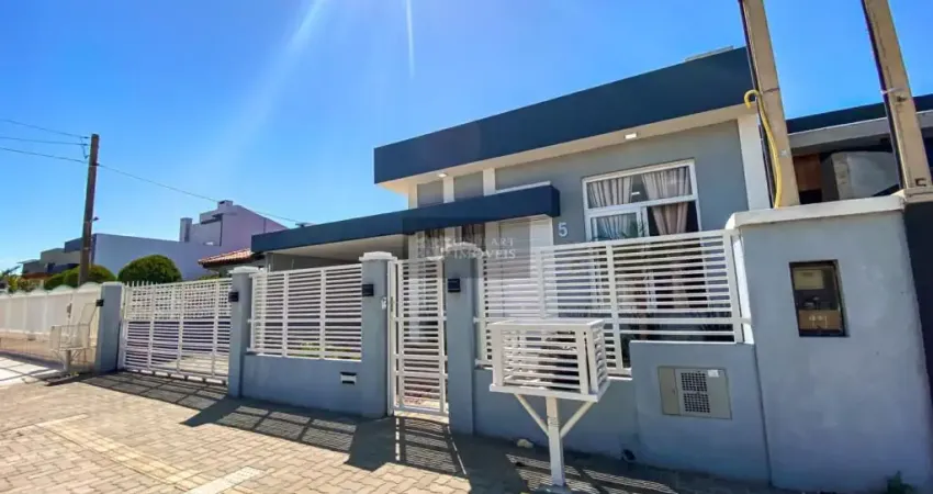 Casa com 4 quartos à venda na Rua Bolívia, 582, Zona Norte, Capão da Canoa