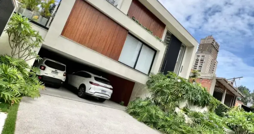 Casa em condomínio fechado com 4 quartos à venda no Alphaville Residencial Um, Barueri