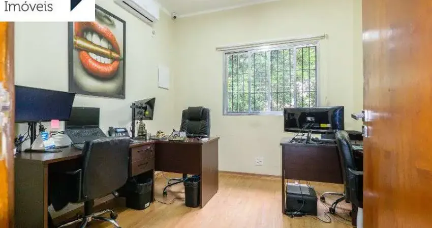 Sobrado Residencial ou Comercial, em excelente localização com toda infraestrutura , comércios e serviços no Bairro da Vila Mariana