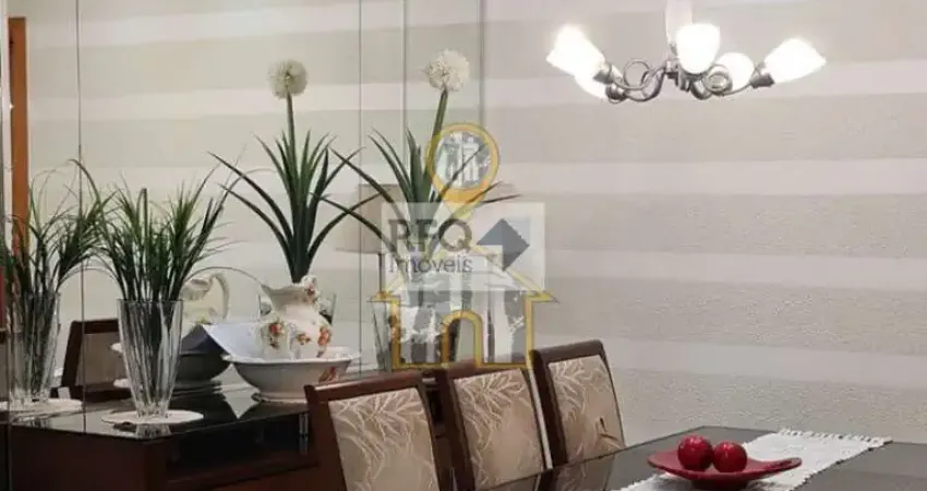 Lindo apartamento de 102m², com 03 dormitórios, sendo 01 suíte, sala de estar e jantar, ampla cozinha com dispensa!!