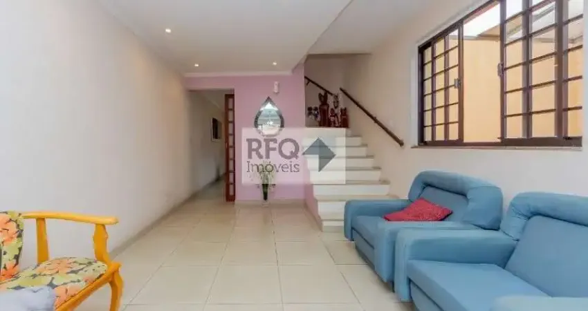 Imperdível! Casa à venda em São Paulo-SP, Parque Jabaquara: 3 quartos, 1 suíte, 2 salas, 3 banheiros, 2 vagas, 238m².