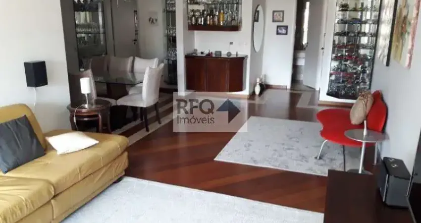 Apartamento de 176 m², com 4 DORMS (2 SUÍTES, 1 Closet) + 4 Banheiros  +  3 VAGAS de garagem