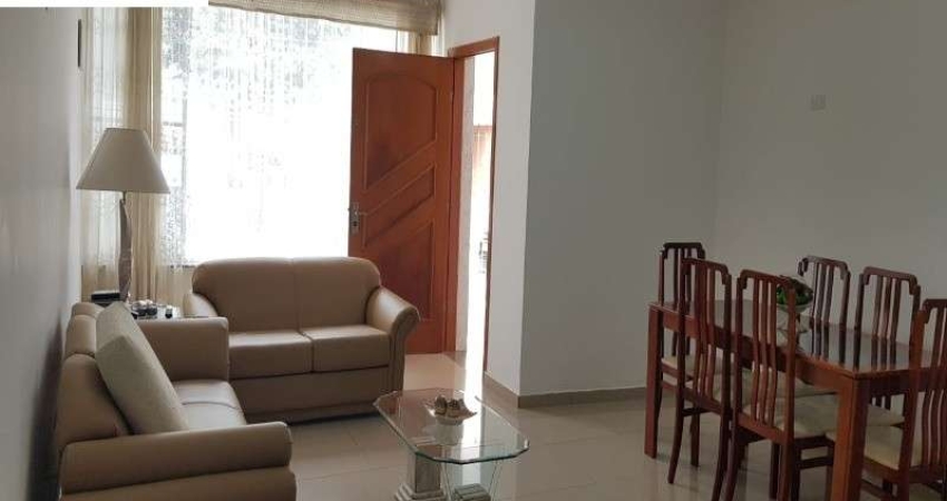 Casa Térrea ampla bem localizada e  arejada  no Bairro Vila Monumento!!